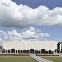 Cinema de Riot by architecture studio Tracks