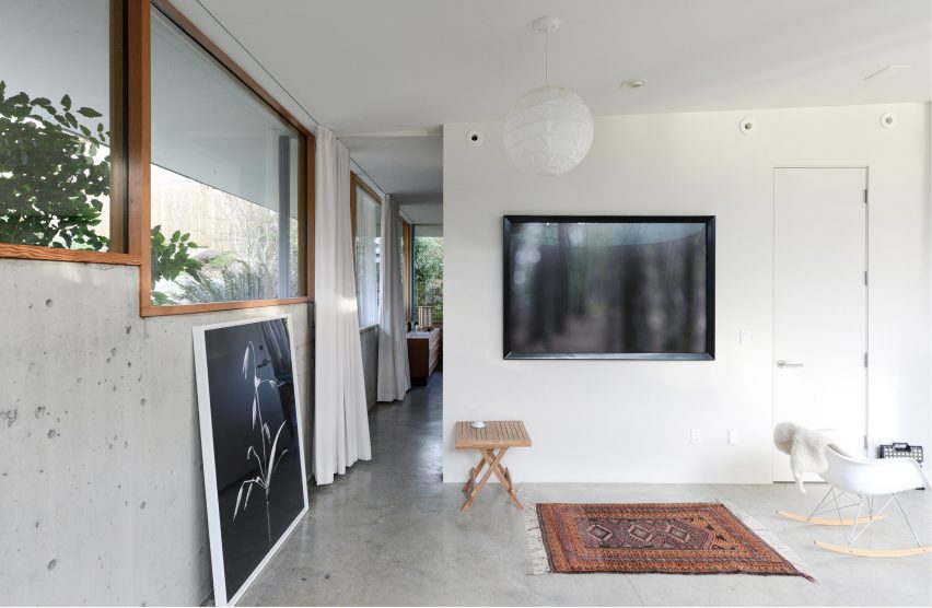 Courtyard House by No Oregon