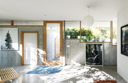 Courtyard House by No Oregon