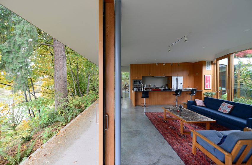 Courtyard House by No Oregon