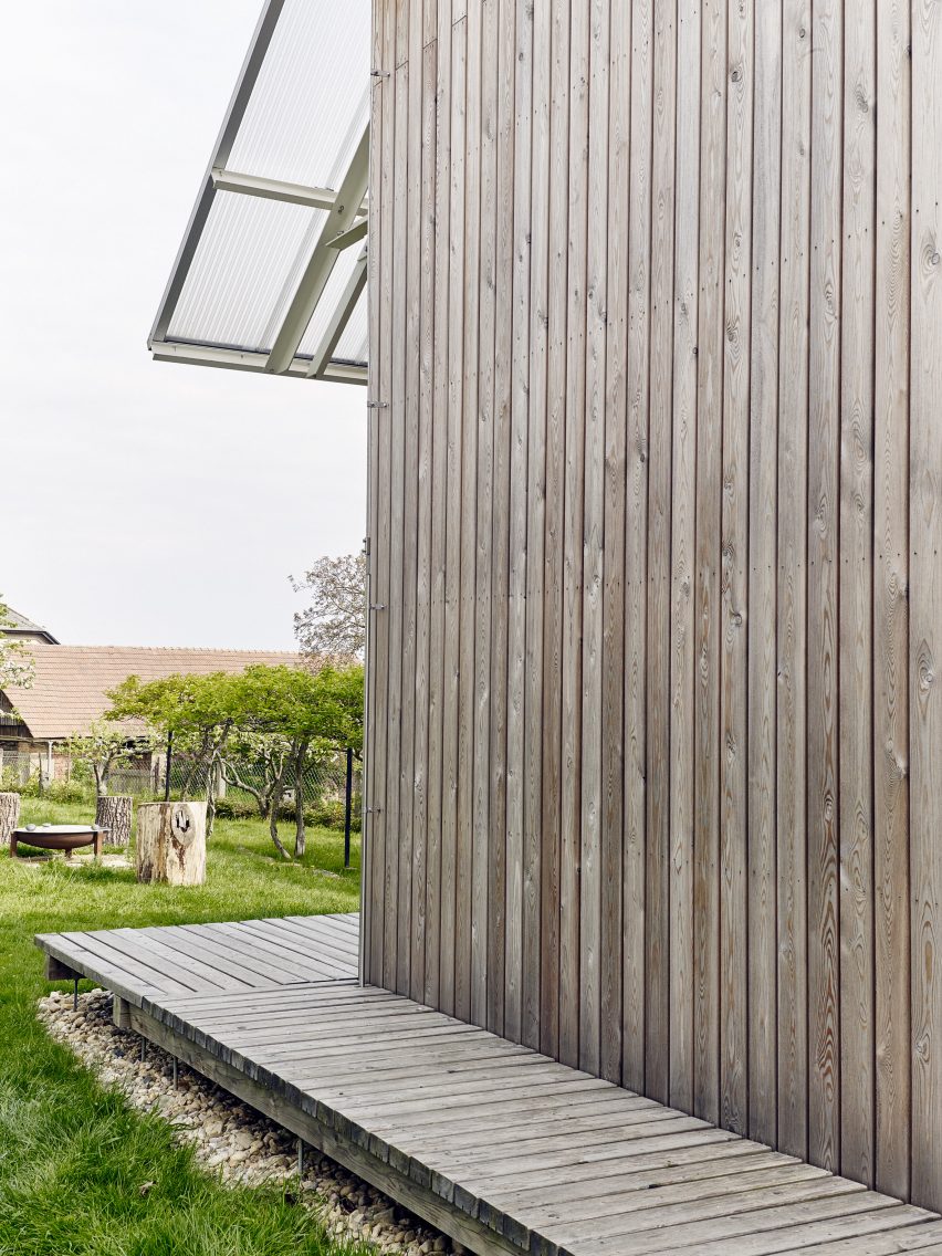 House with a greenhouse in Chlum, Czech Republic, by RicharDavidArchitekti