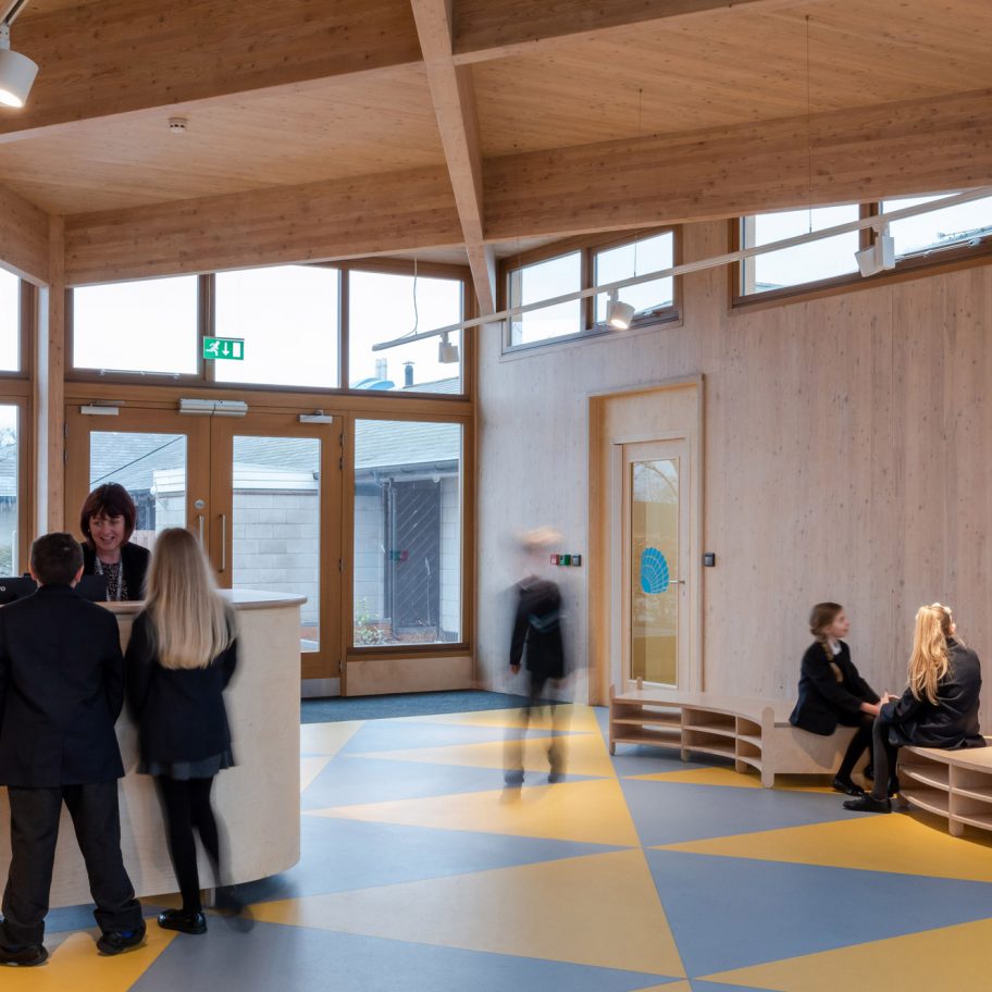 Wroughton Academy in Gorleston, Great Yarmouth, by DK-CM 