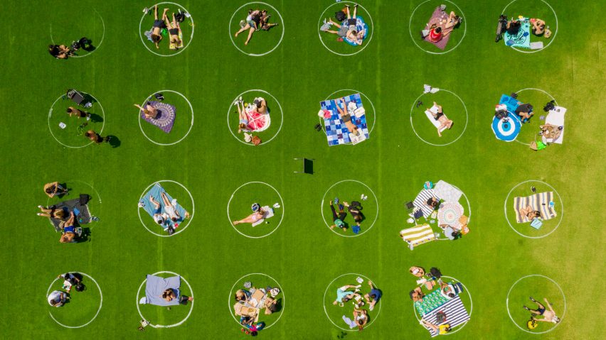 Domino Park Circles