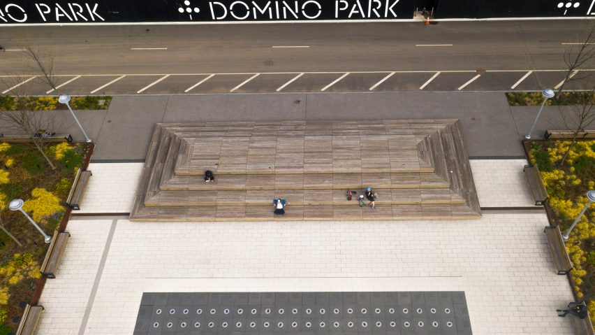 Domino Park Circles