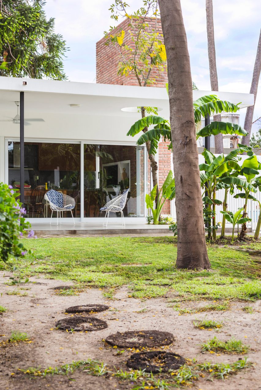 El Quincho by Lalo Carrillo, CaSA and SY Arquitectos