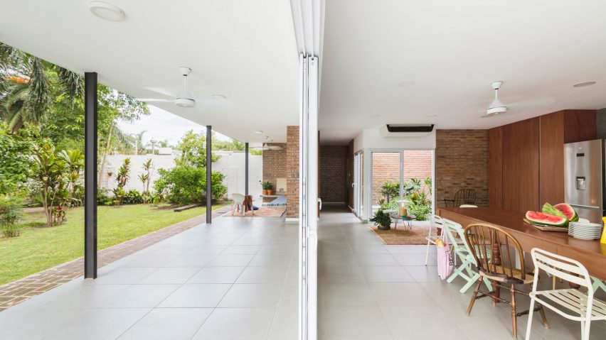 El Quincho by Lalo Carrillo, CaSA and SY Arquitectos