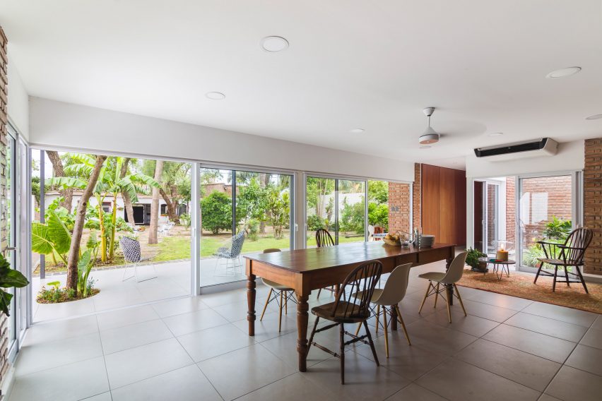 El Quincho by Lalo Carrillo, CaSA and SY Arquitectos