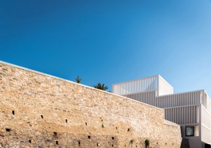 Museum of Contemporary Art Helga de Alvear by Tuñón Arquitectos