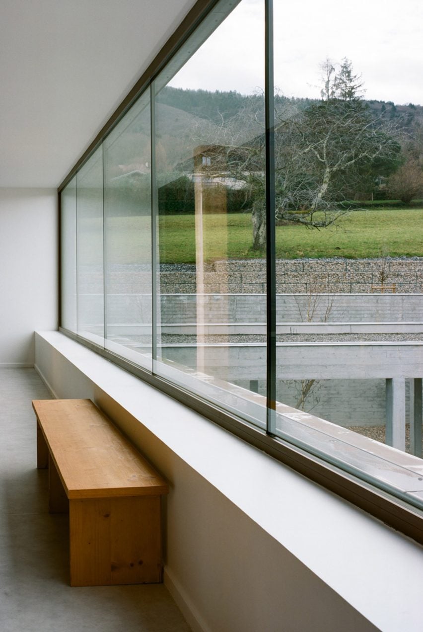School in Lugrin on Lake Leman by Ateliers o-s architectes