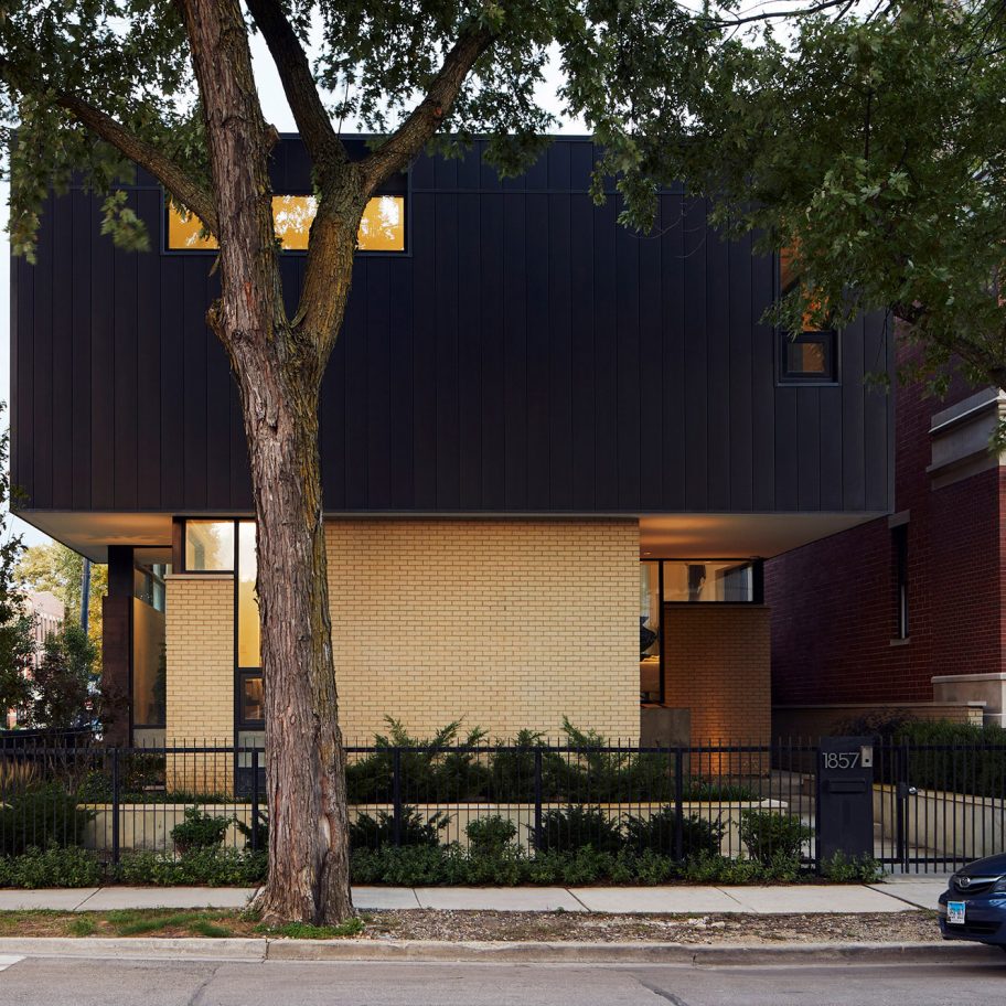 Hermitage Residence by Studio Dwell