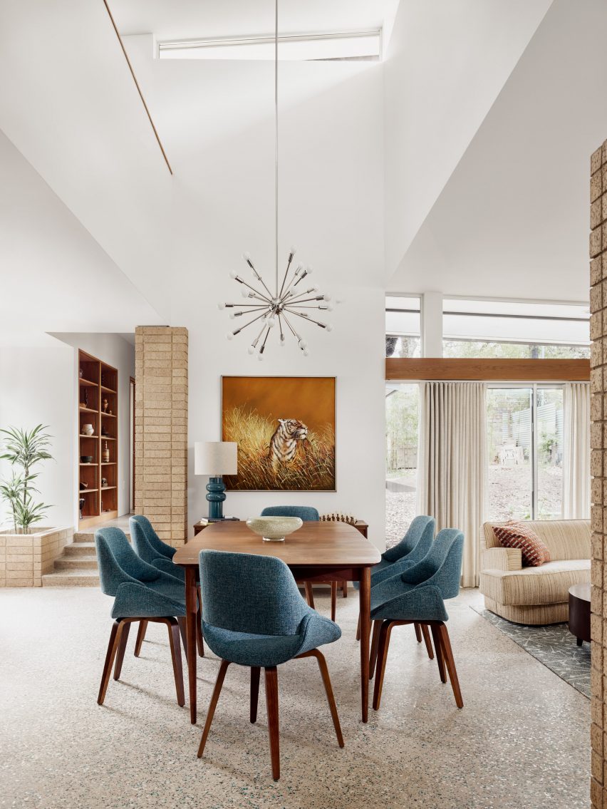 Inglewood Residence by Mark Odom Studio