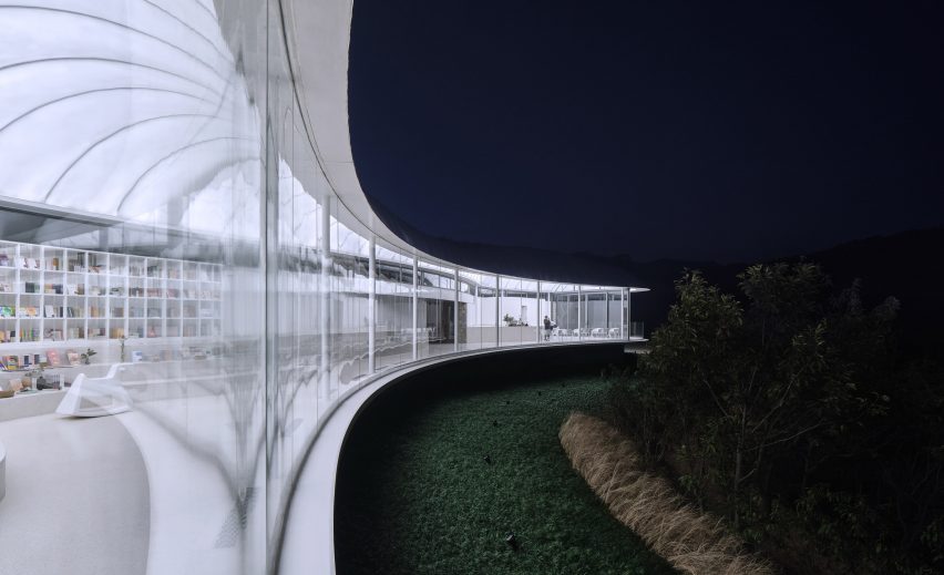 Jiunvfeng Study on Mount Tai by gad line+ studio