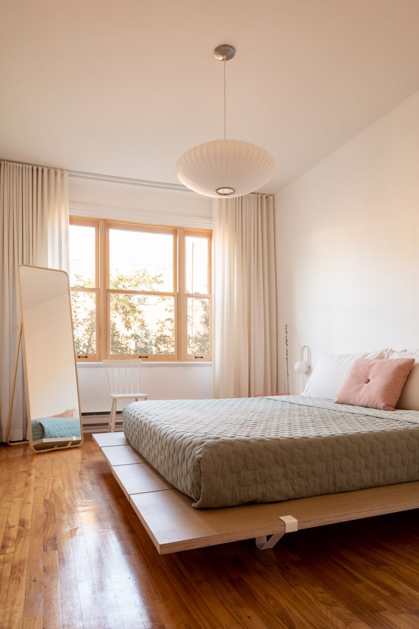 Maison-Boutique Coloniale by Michael Godmer and Mathieu Turgeon