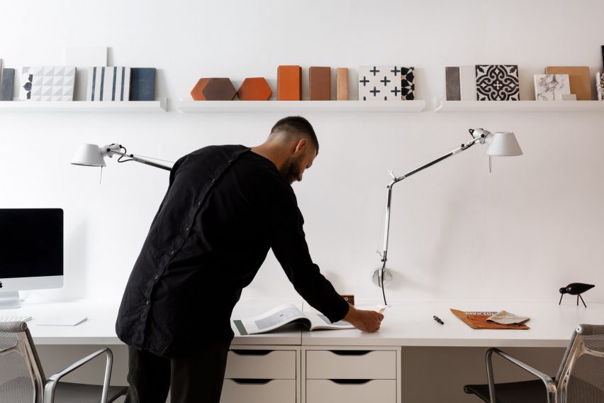 Maison-Boutique Coloniale by Michael Godmer and Mathieu Turgeon