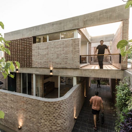 Martinez 3458 Building by Primer Piso