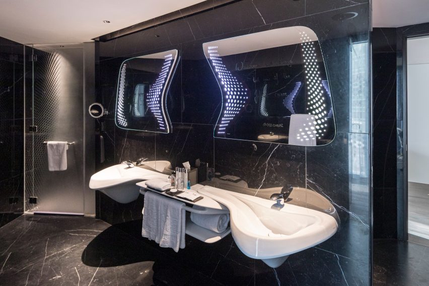 ME Dubai hotel at the Opus by ZHA
