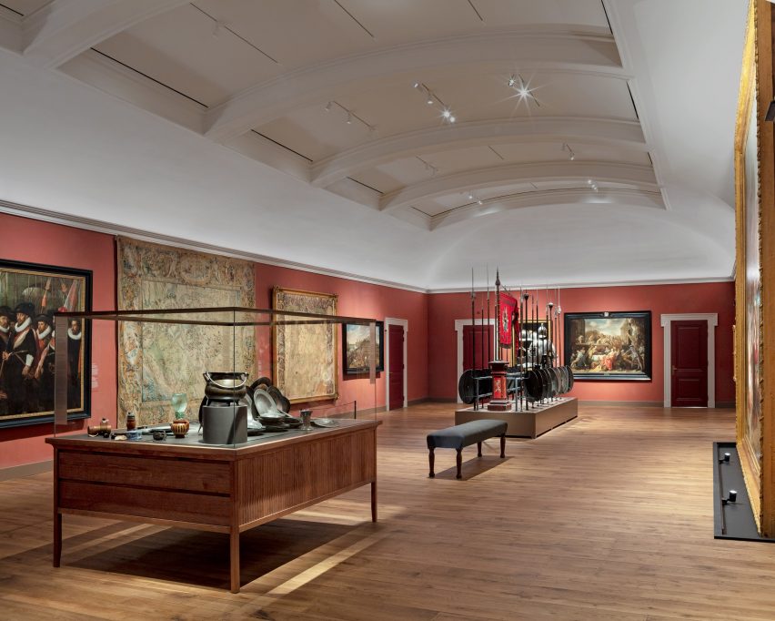 Museum de Lakenhal by Happel Cornelisse Verhoeven and Julian Harrap Architects