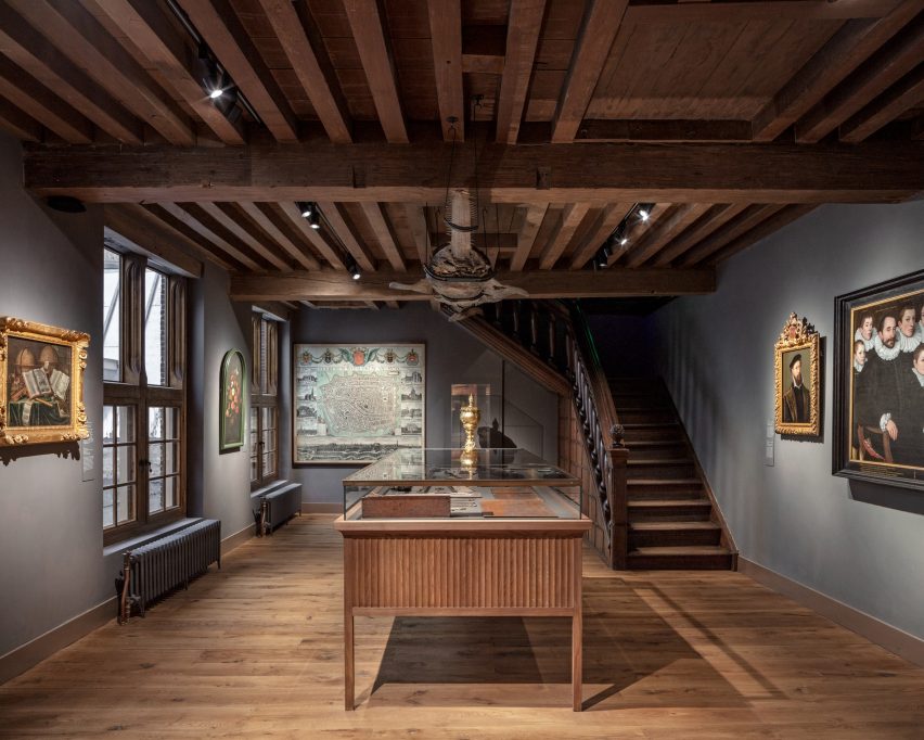 Museum de Lakenhal by Happel Cornelisse Verhoeven and Julian Harrap Architects