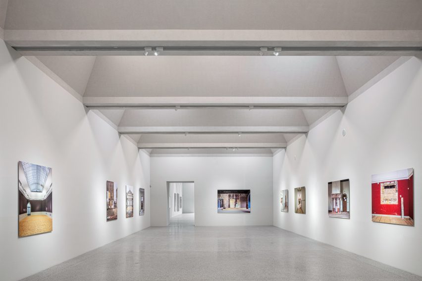 Museum de Lakenhal by Happel Cornelisse Verhoeven and Julian Harrap Architects