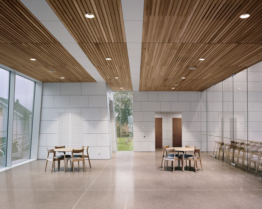 Porsgrunn church by Espen Surnevik in collaborationwith Trodahl Architects
