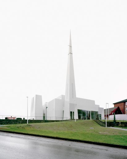 Porsgrunn church by Espen Surnevik in collaborationwith Trodahl Architects