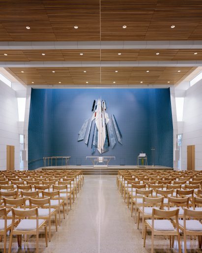 Porsgrunn church by Espen Surnevik in collaborationwith Trodahl Architects