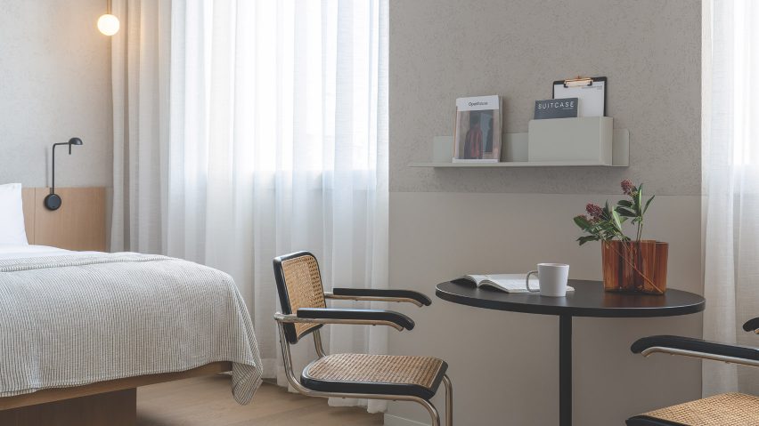 Read and Rest Hotel by Office AIO