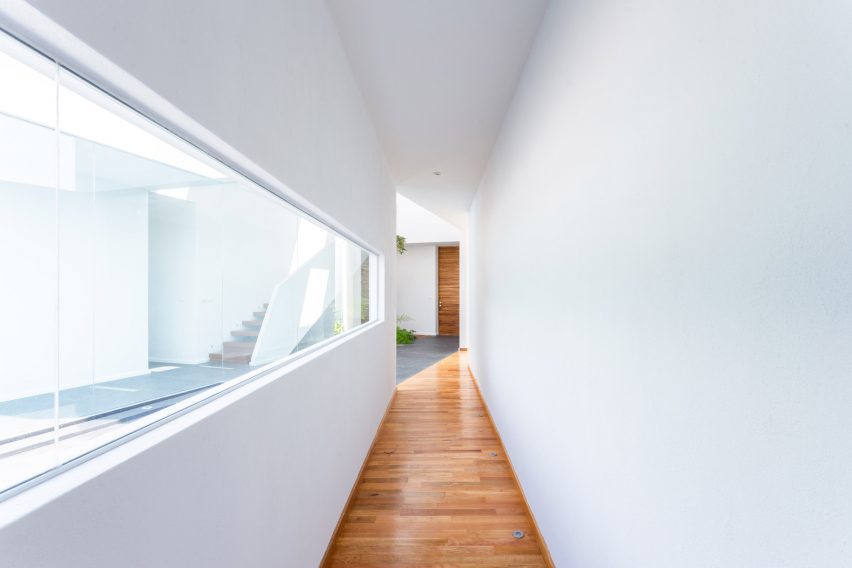 San Antonio House by Juárez R Arquitecto