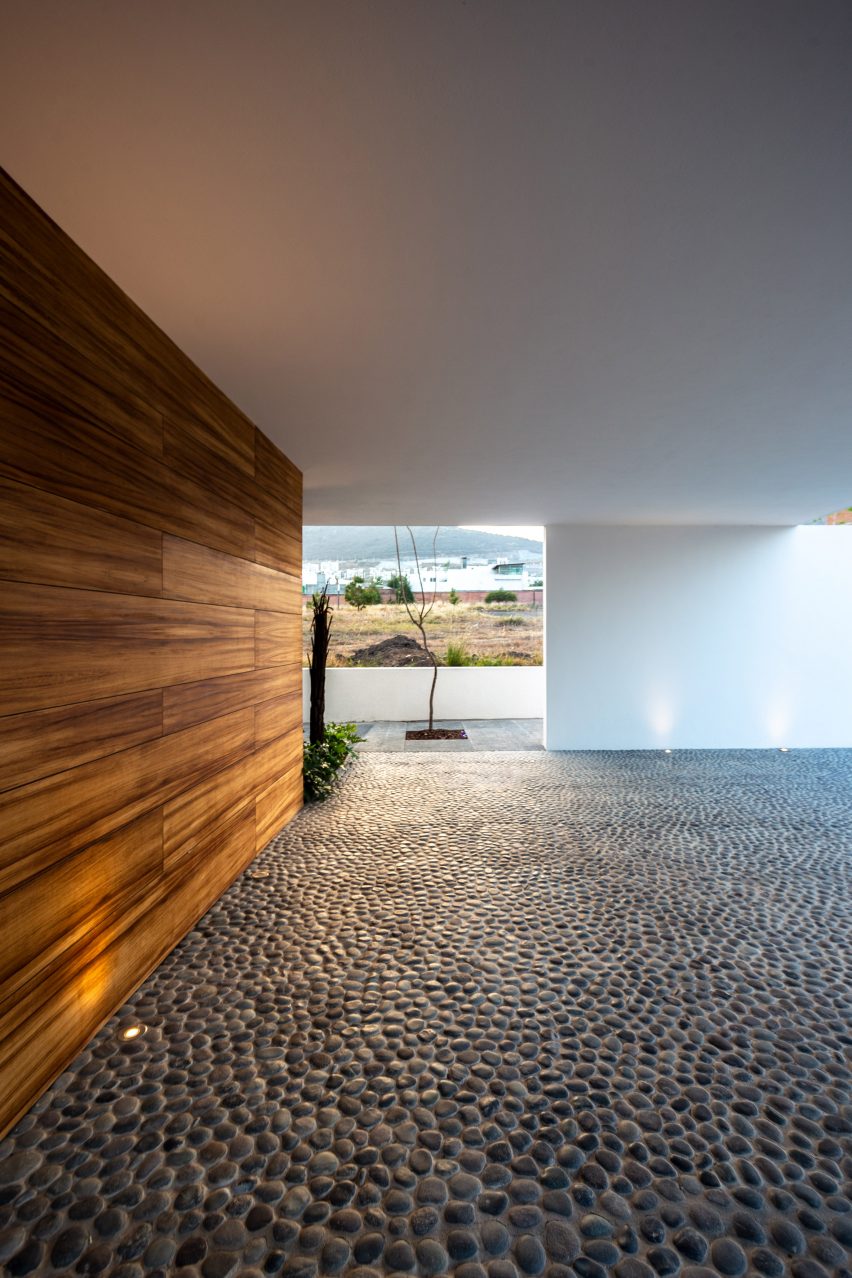 San Antonio House by Juárez R Arquitecto