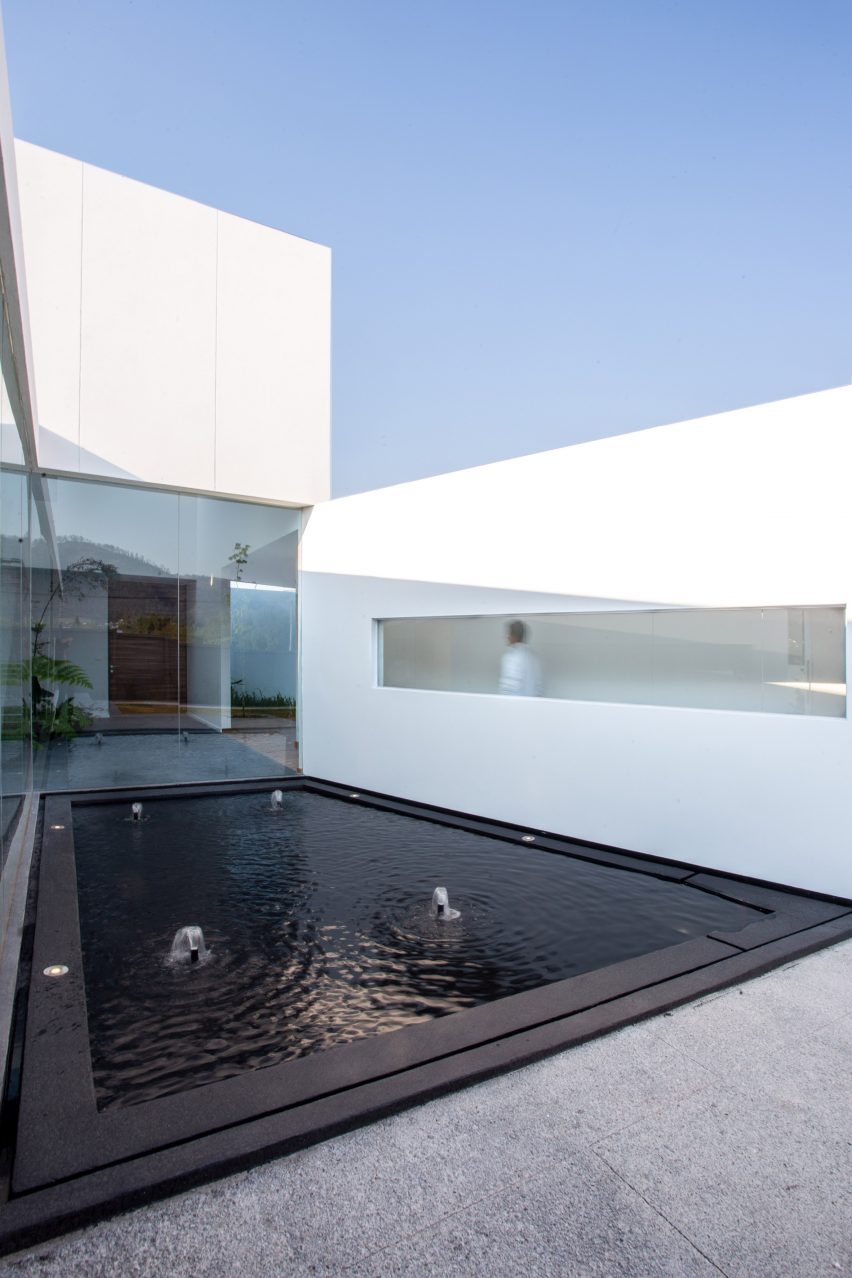 San Antonio House by Juárez R Arquitecto