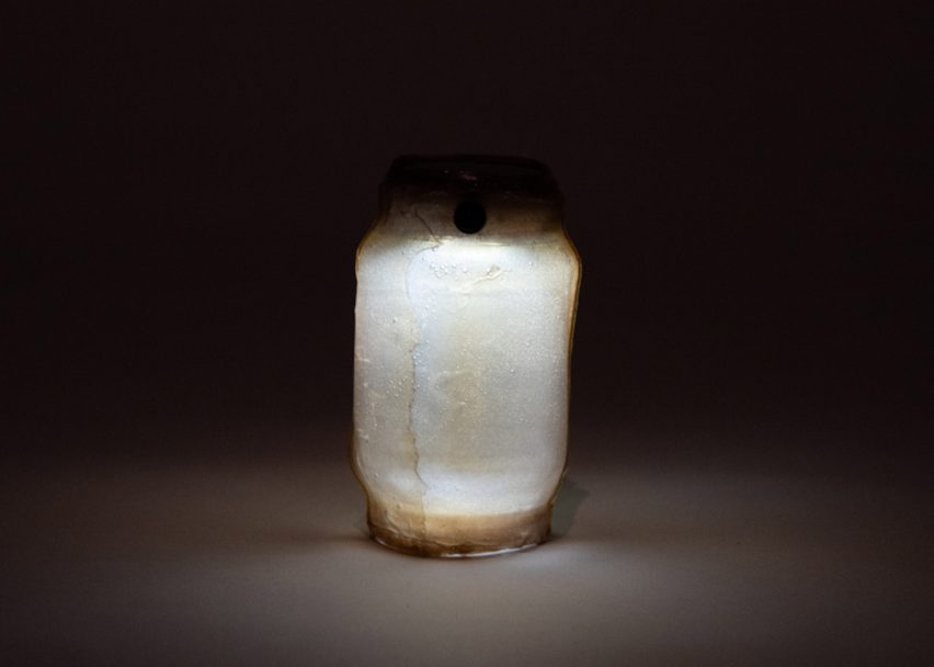 Mexican students design low-cost solar lamps for people without electricity