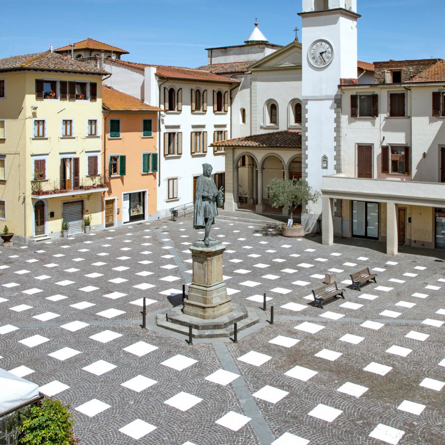 Caret Studio installs grid-like social distancing system in Italian plaza