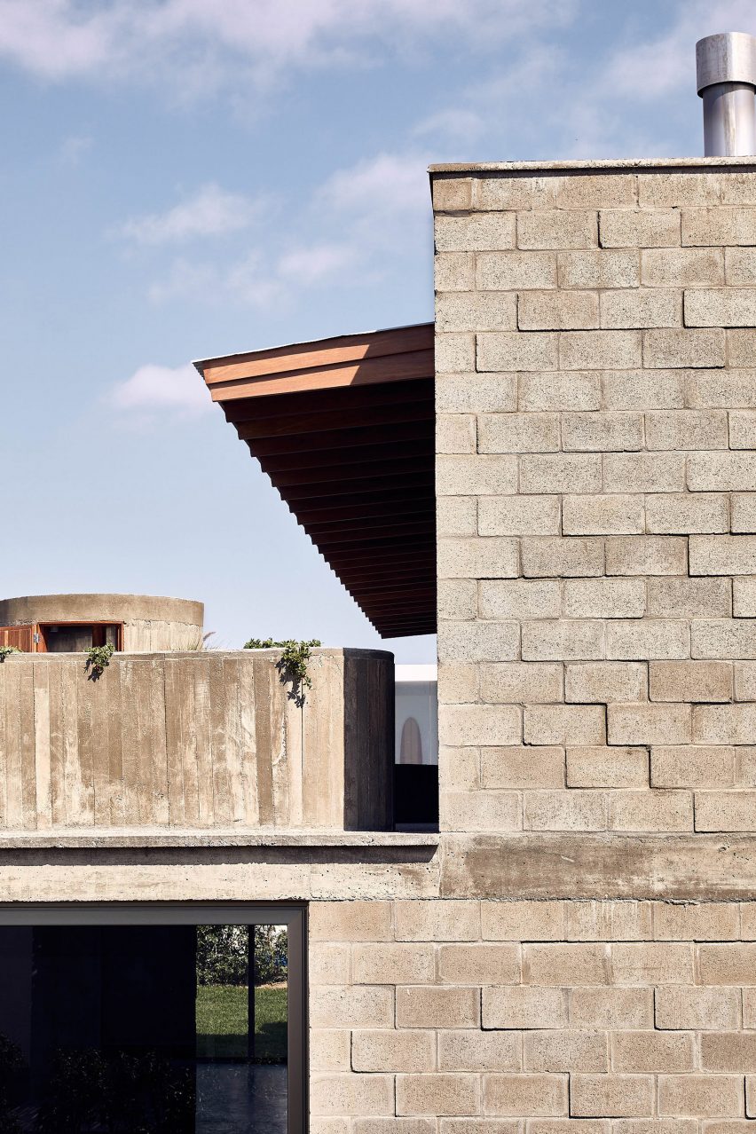 Textile House in Paracas by Ghezzi Novak