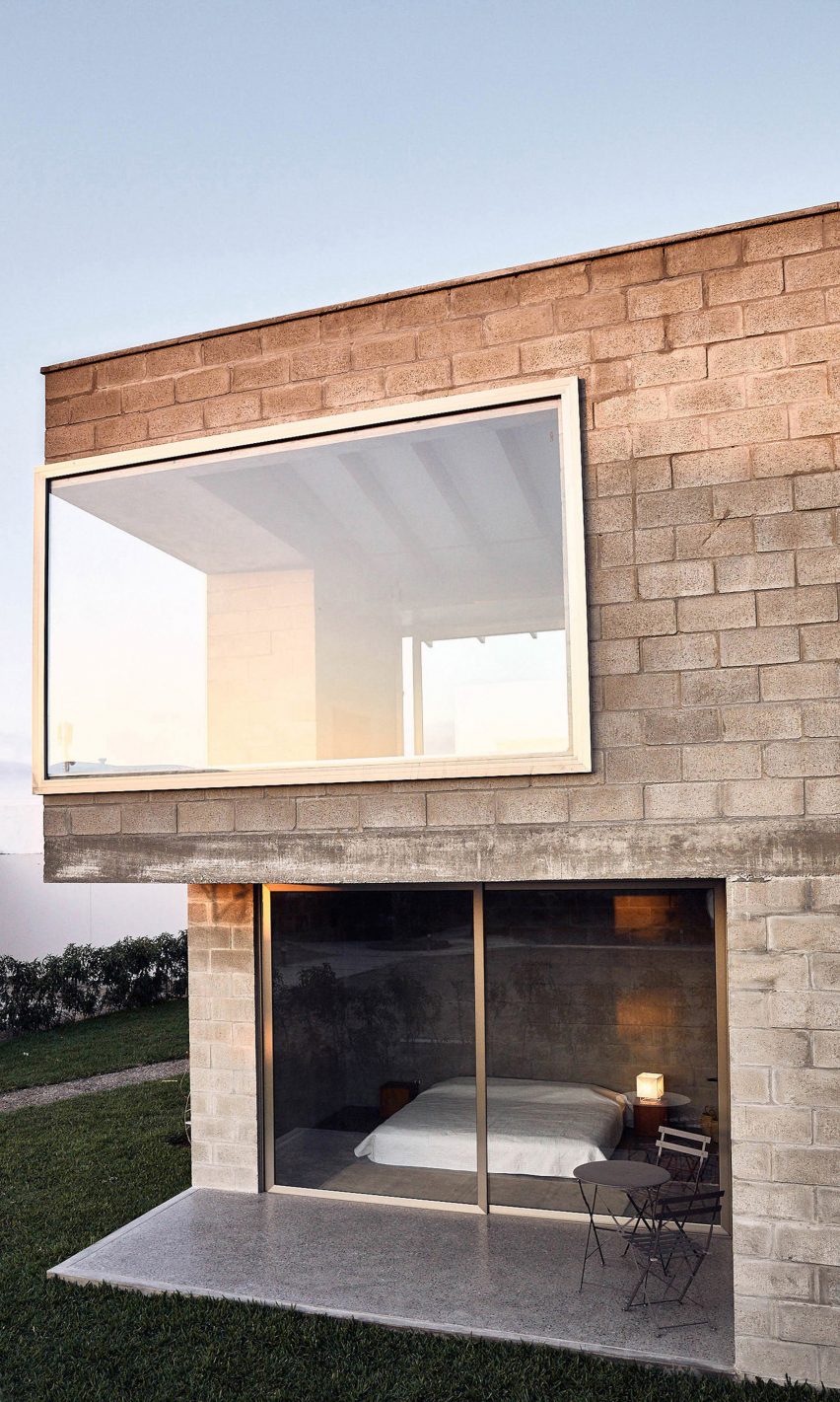 Textile House in Paracas by Ghezzi Novak