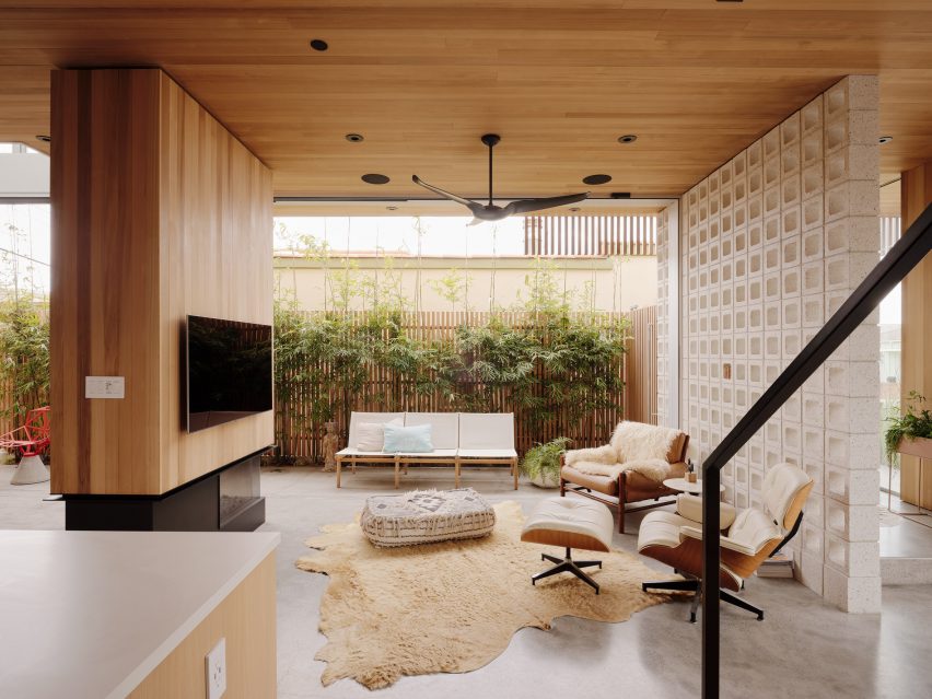 Walk-Street House by Ras-A Studio