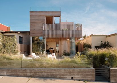 Walk-Street House by Ras-A Studio