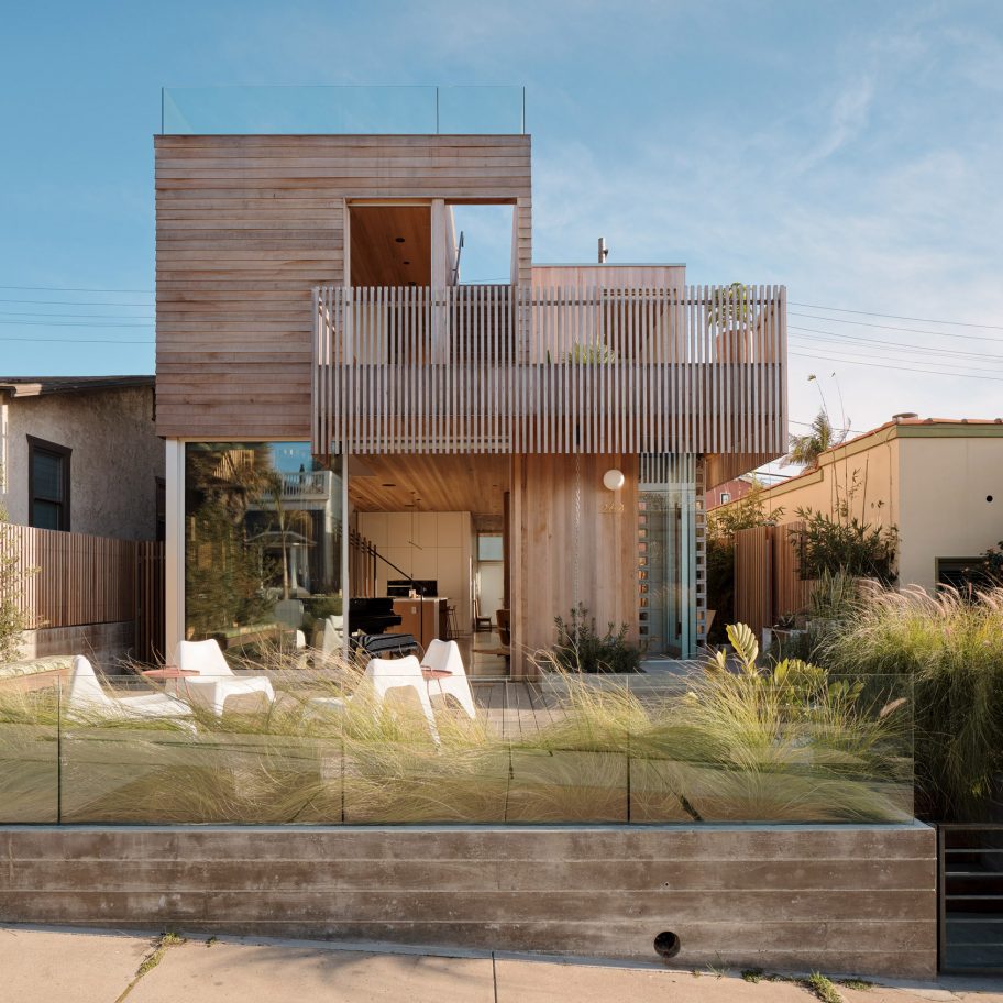 Walk-Street House by Ras-A Studio