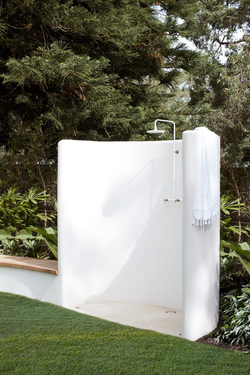 Woorak House in Palm Beach, Sydney designed by CM Studio