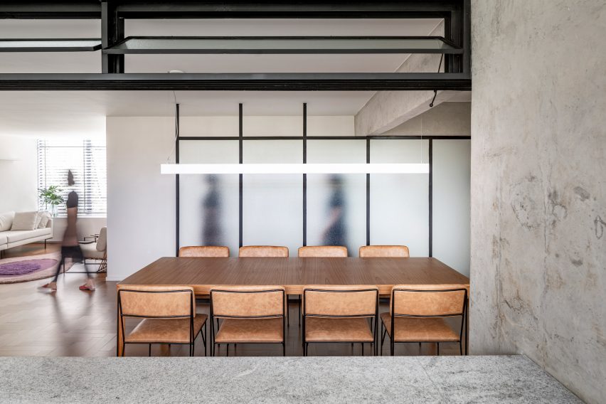 308 S Apartment by BLOCO Arquitetos
