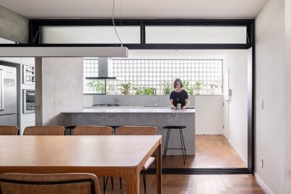 308 S Apartment by BLOCO Arquitetos