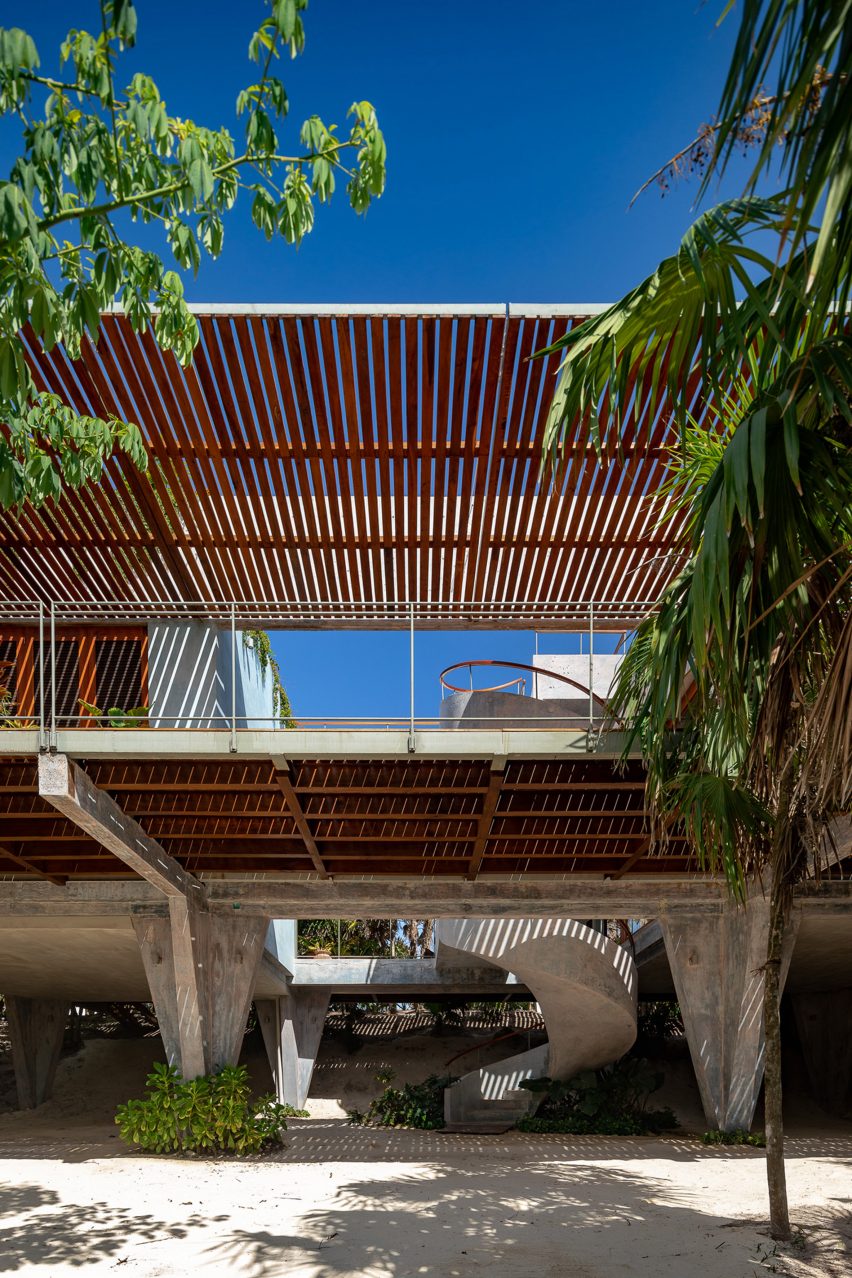 Casa Bautista by Productora