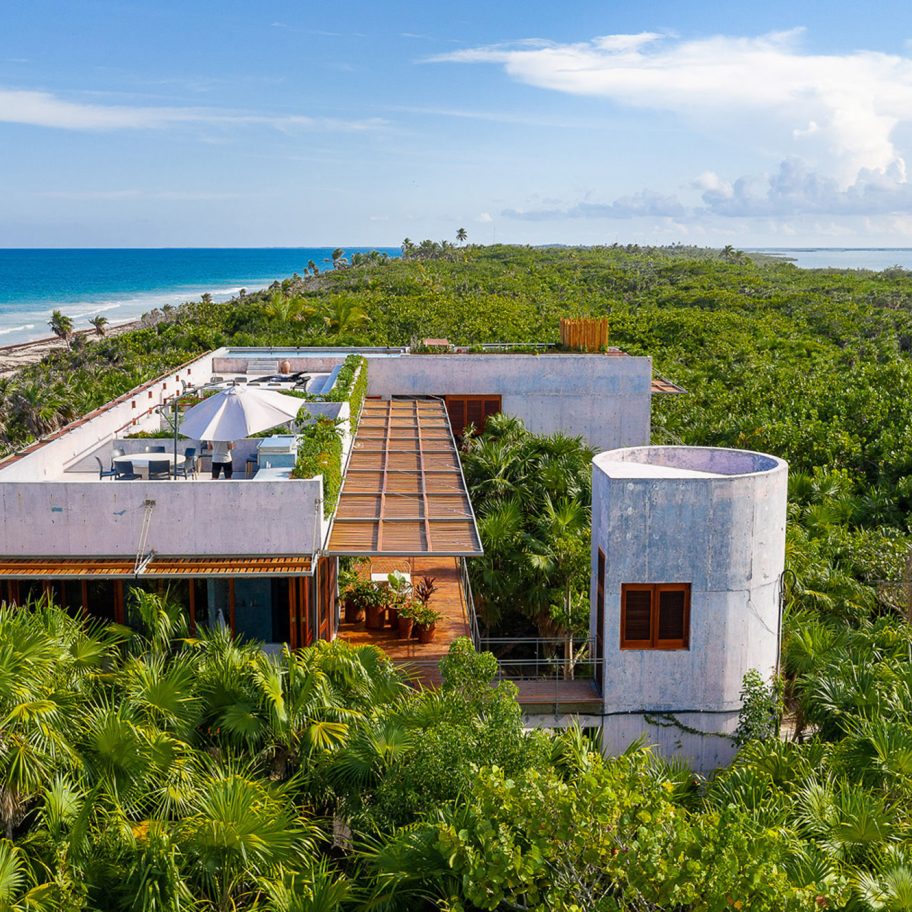 Casa Bautista by Productora