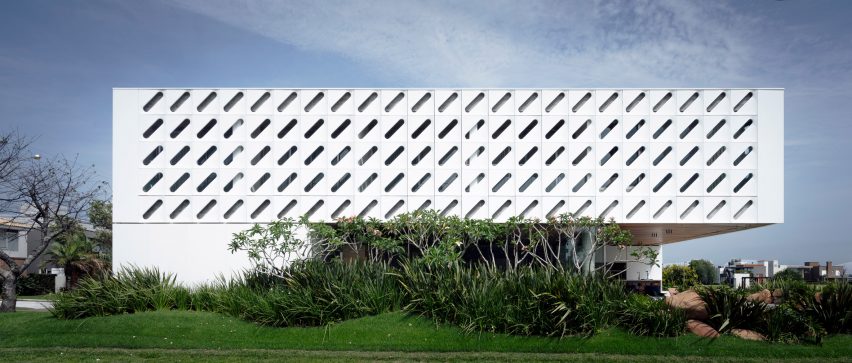Casa Ventura by Arquitetura Nacional