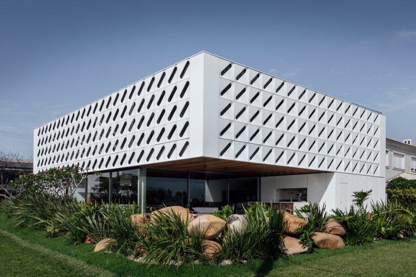 Casa Ventura by Arquitetura Nacional