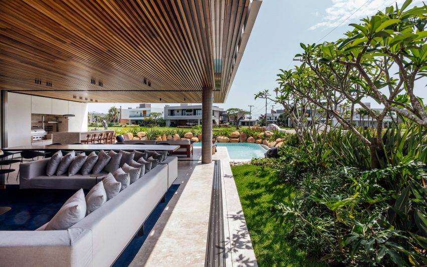 Casa Ventura by Arquitetura Nacional