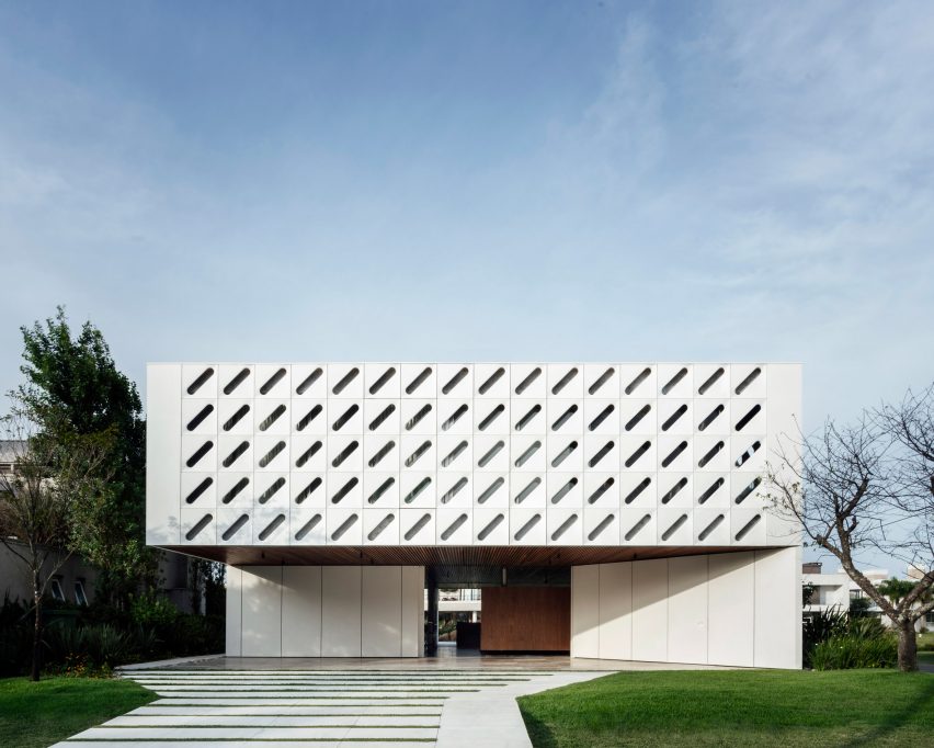 Casa Ventura by Arquitetura Nacional