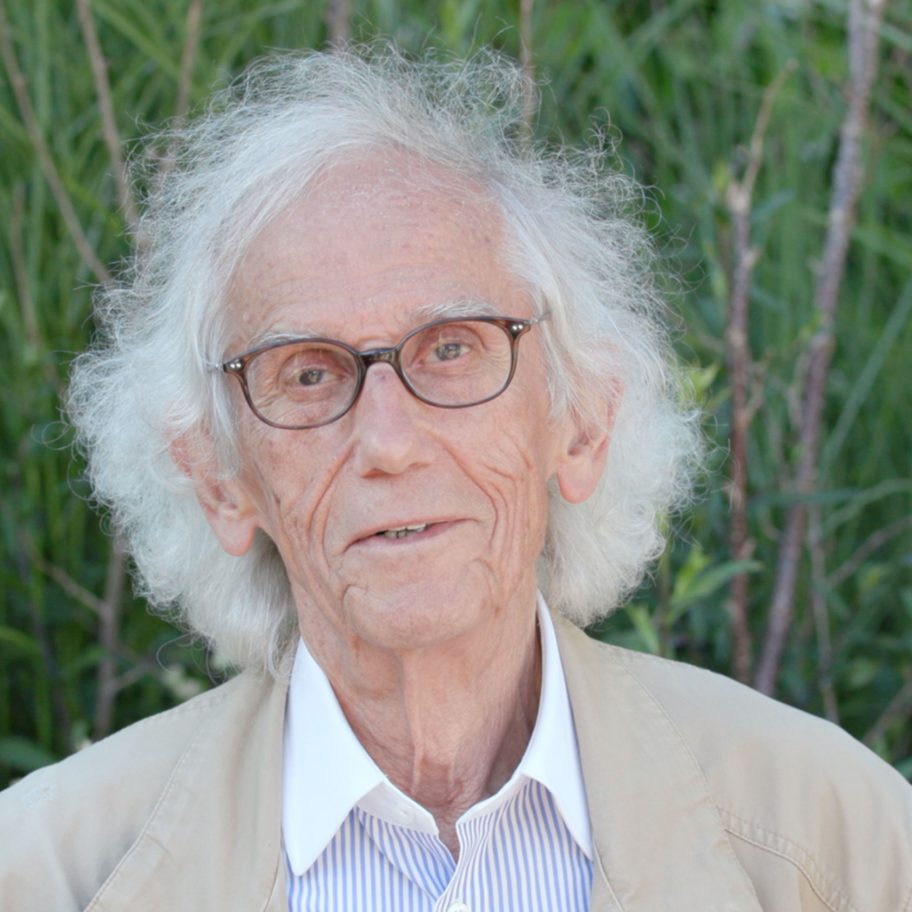 Christo, the artist famous for wrapping buildings, dies aged 84