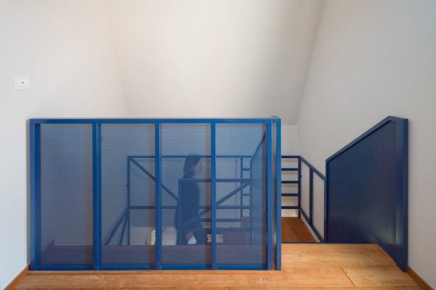 Prato villa by Deferrari+Modesti