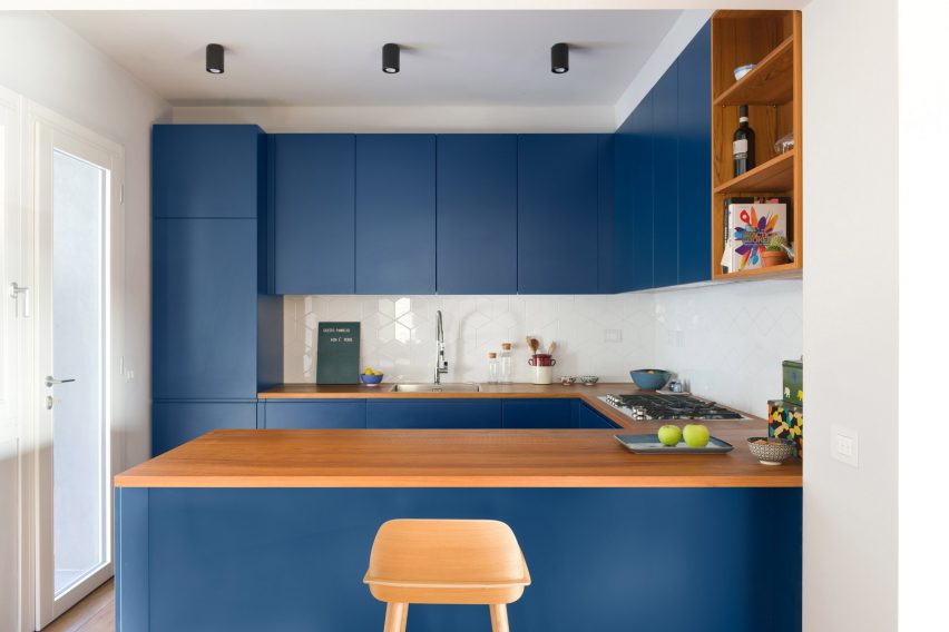 Prato villa by Deferrari+Modesti