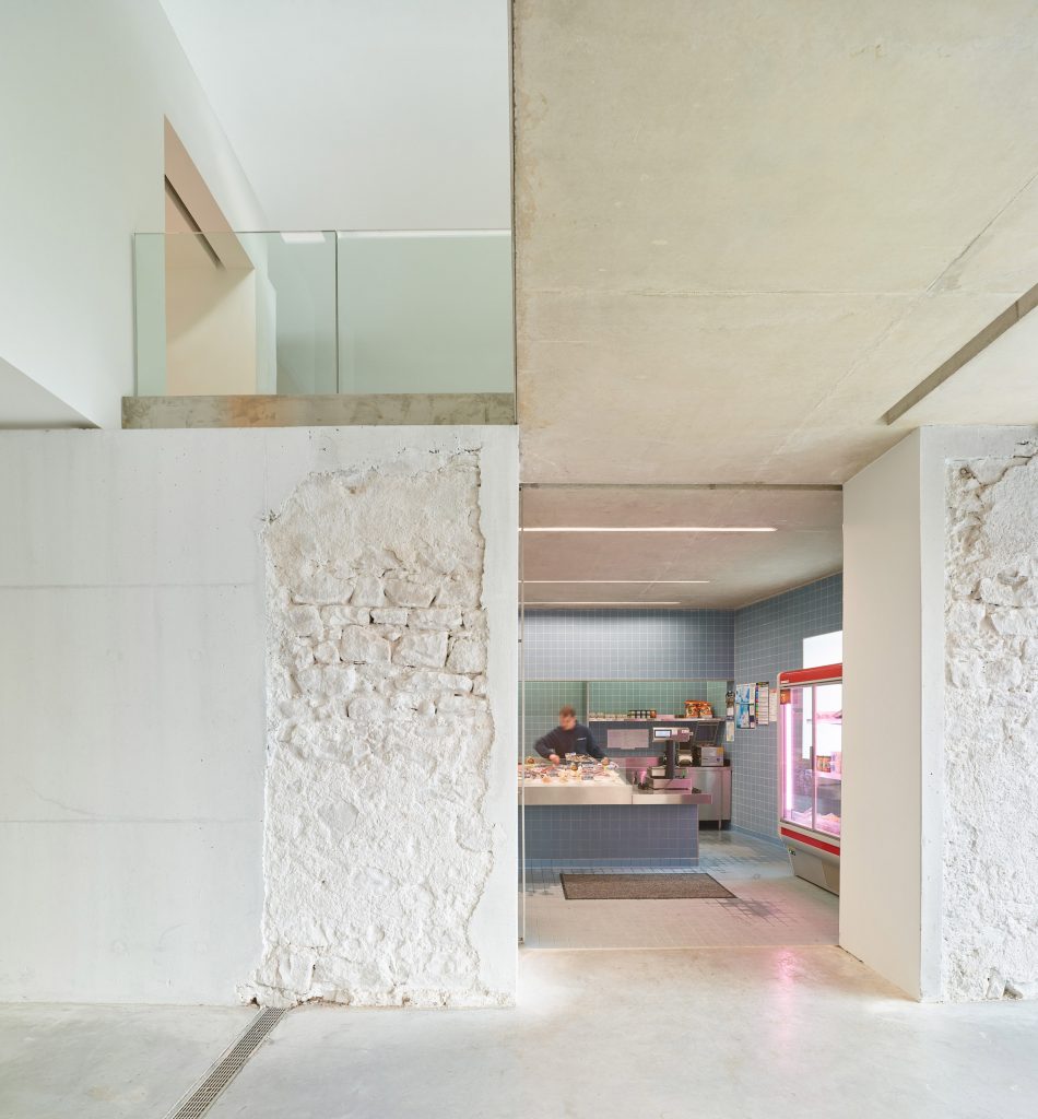 Covered market in Schiltigheim by Dominique Coulon & Associés